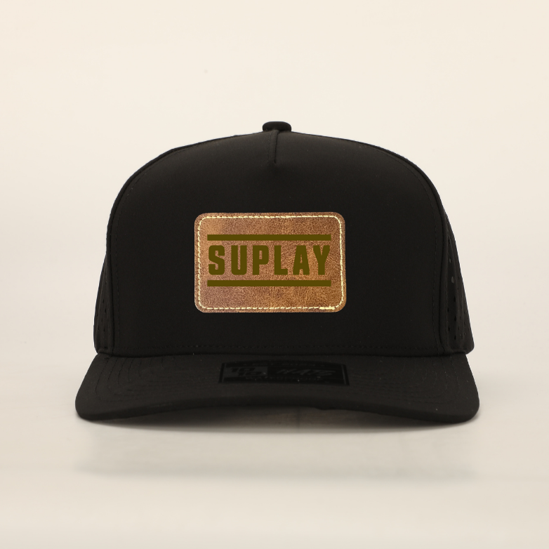 5‑Panel Hat performance hat with Leather Patch - Suplay.com