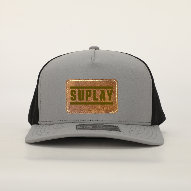 5‑Panel Hat performance hat with Leather Patch - Suplay.com