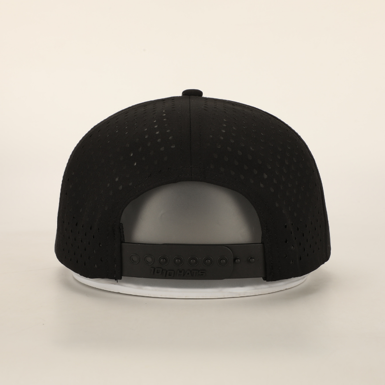 5‑Panel Hat performance hat with Leather Patch - Suplay.com